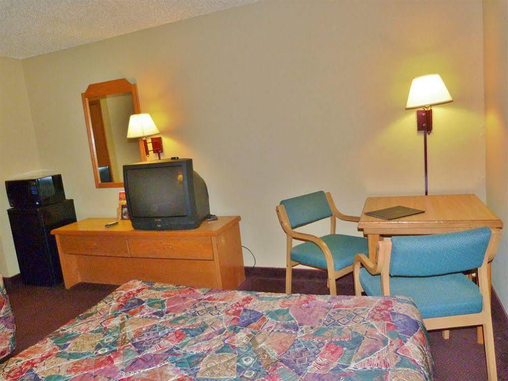 Budget Inn & Suites Nevada Esterno foto